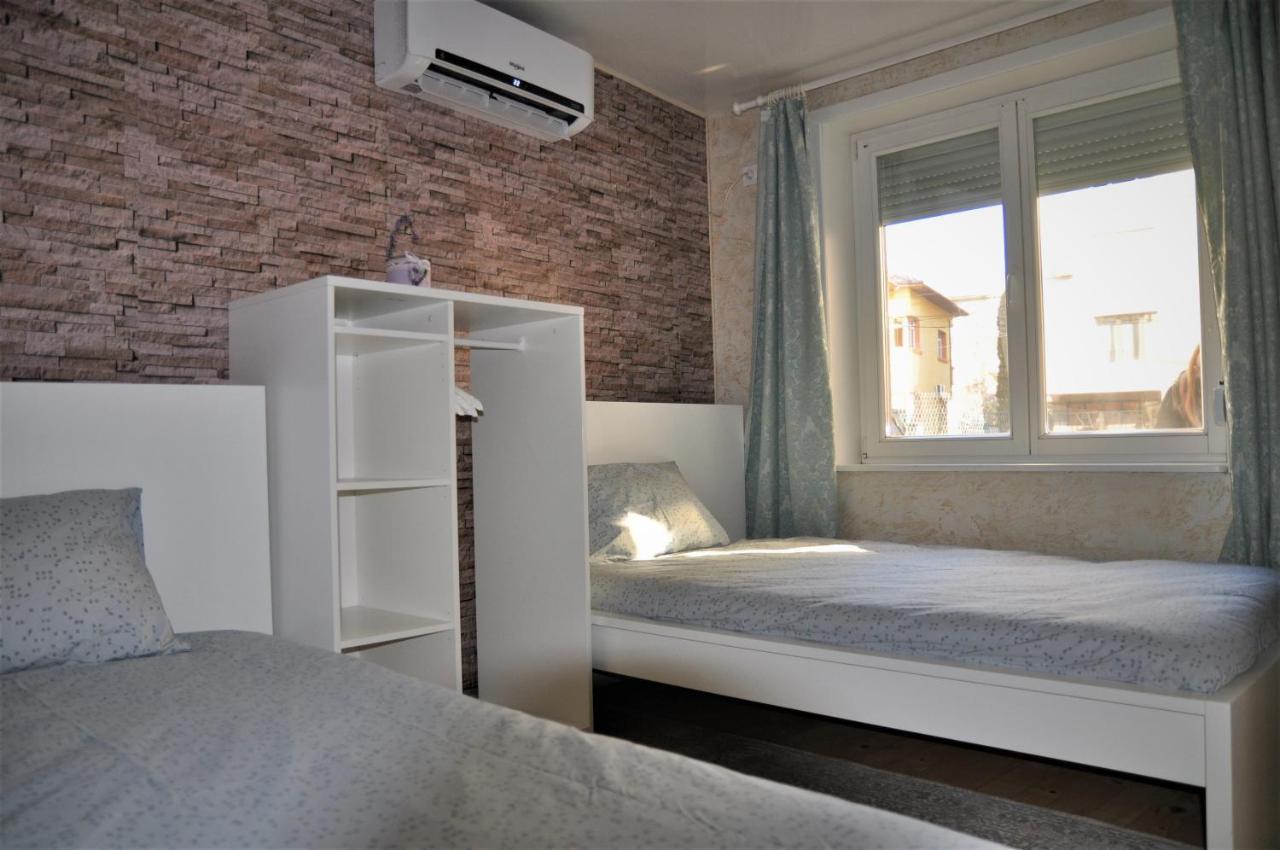 Ema Artistic House Hotel Pleven Buitenkant foto