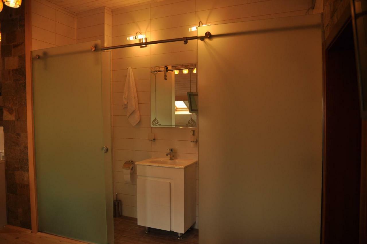 Ema Artistic House Hotel Pleven Buitenkant foto
