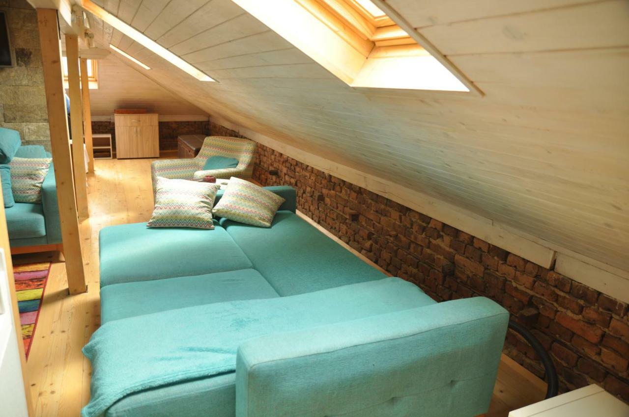 Ema Artistic House Hotel Pleven Buitenkant foto