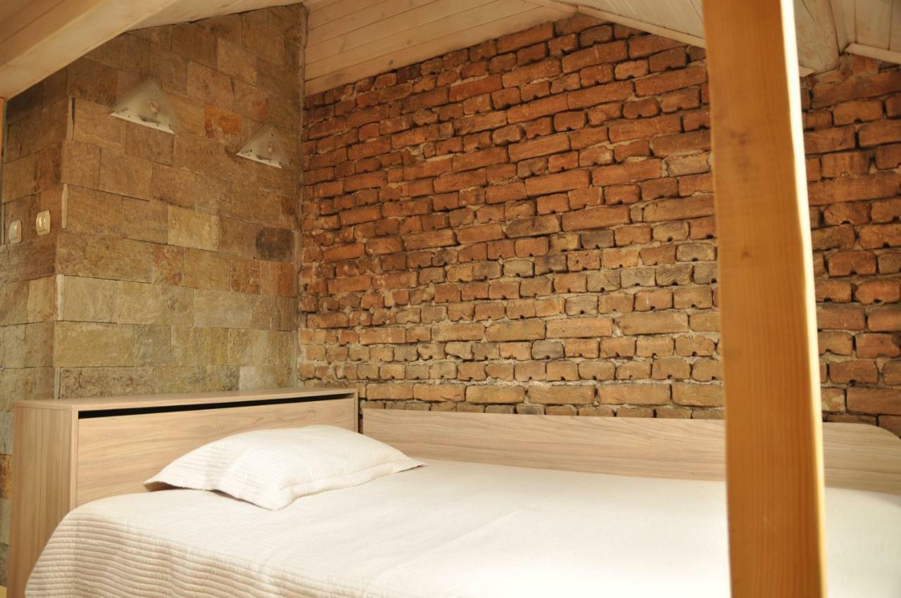 Ema Artistic House Hotel Pleven Buitenkant foto